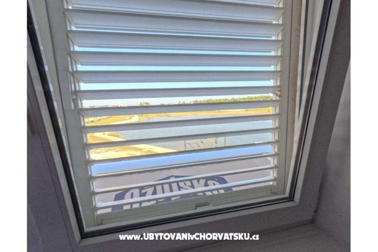 Apartment uz more i plažu – photo 23