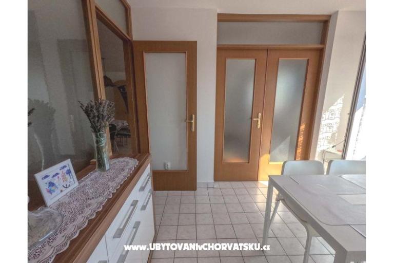 Apartment uz more i plažu – photo 7