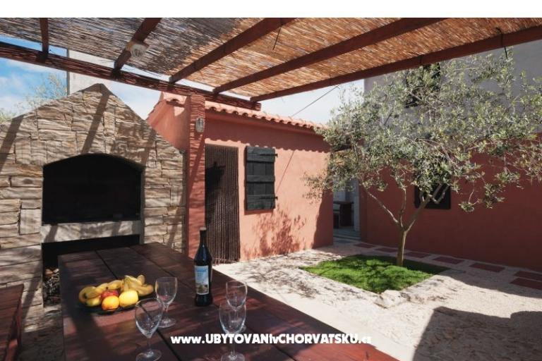 Apartments Angelo with pool – photo 13