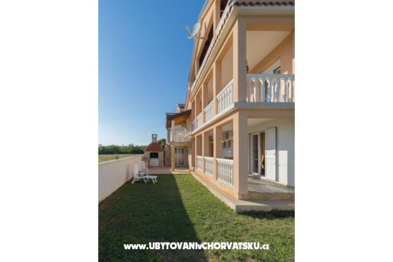 Apartments Divino – photo 2