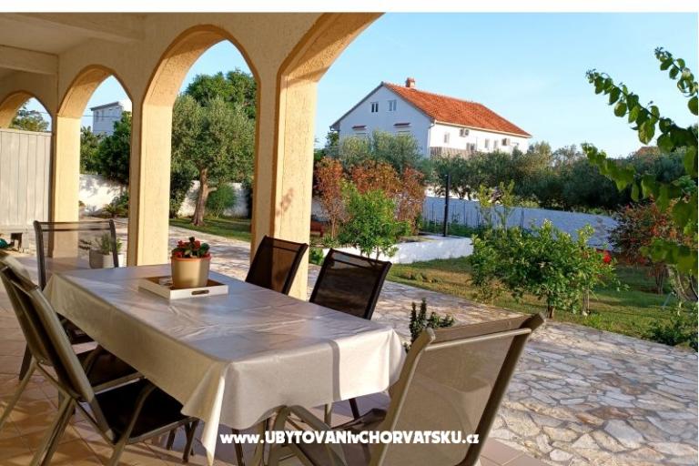 Apartments Lantana – photo 3