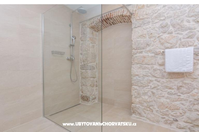 Mustaća Dvori – photo 4