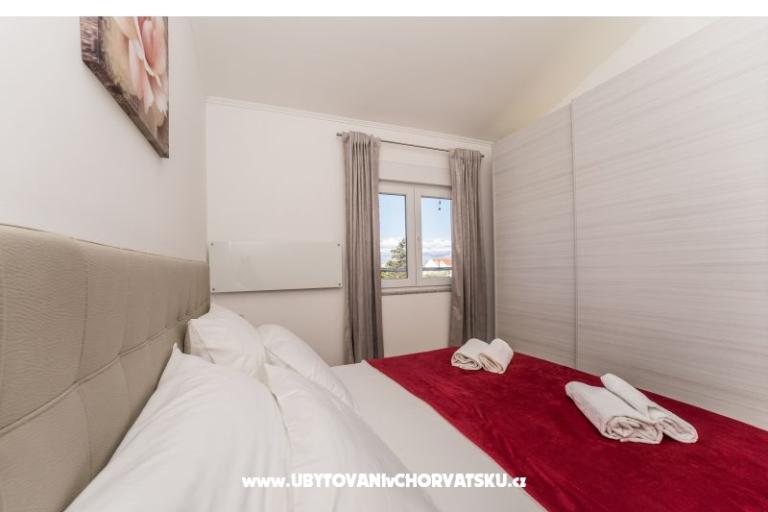 Villa Bianca - swimming pool – photo 6