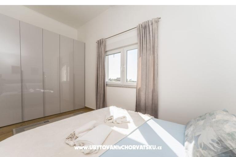 Villa Bianca - swimming pool – photo 7