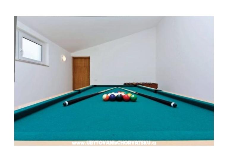 Family house with pool – photo 13