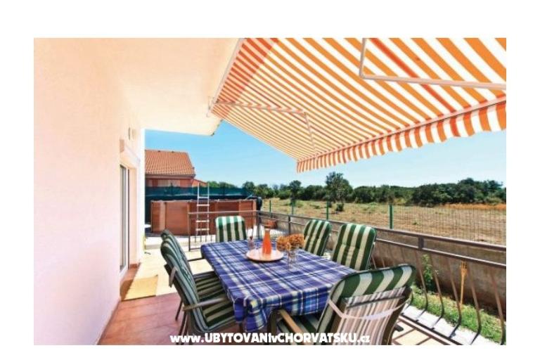 Family house with pool – photo 14