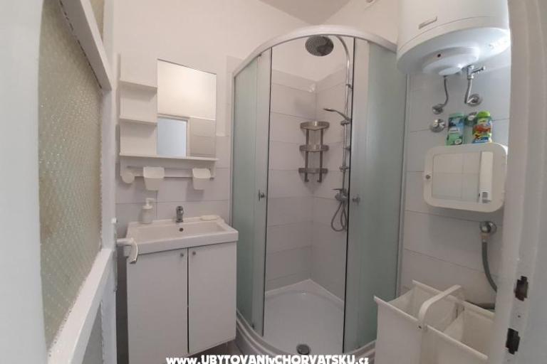 Apartment Zora Pula – photo 6