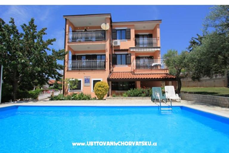 Apartments Noemi – photo 14