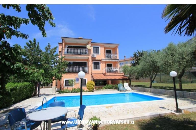 Apartments Noemi – photo 8
