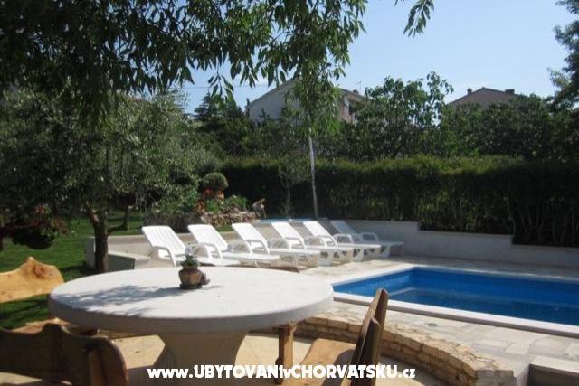 Apartment pool Slivar – photo 3