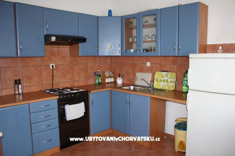 Apartments & Rooms Valmade - Pula  – photo 4
