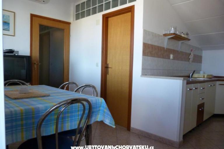 Apartments Alida Stinjan – photo 11