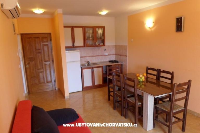 Arcobaleno Appartamenti – photo 17