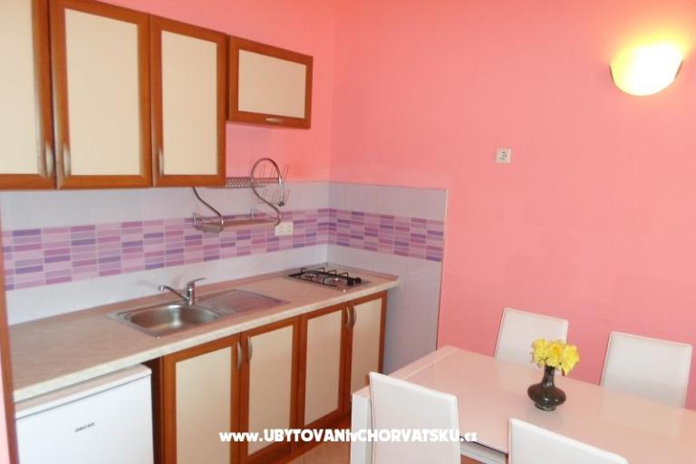 Arcobaleno Appartamenti – photo 6