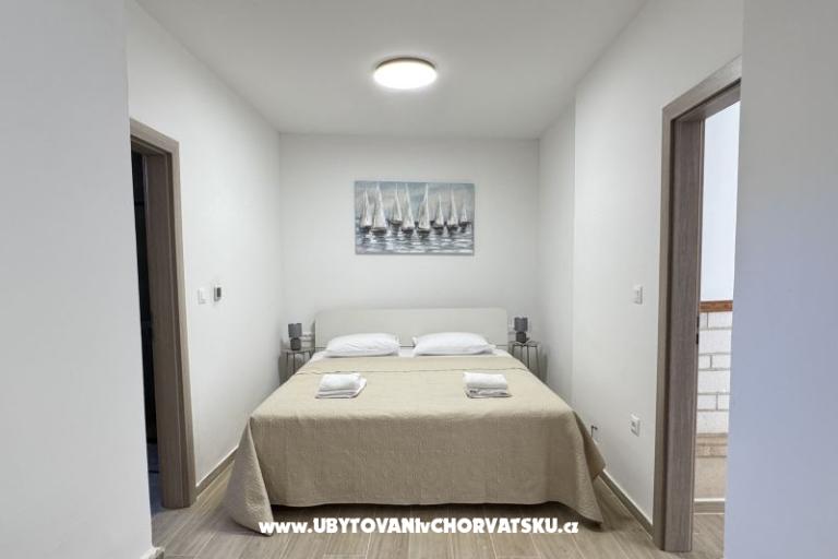 Flowers Apartments Pula – photo 9