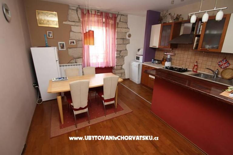 Heart of Pula - Centar Old Town  – photo 17