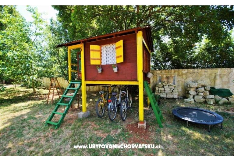 House Corina – photo 15