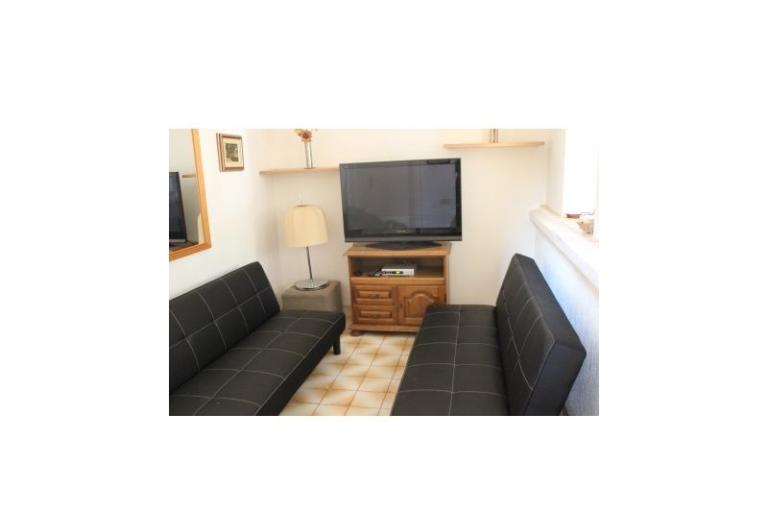 House with swimming pool – photo 14