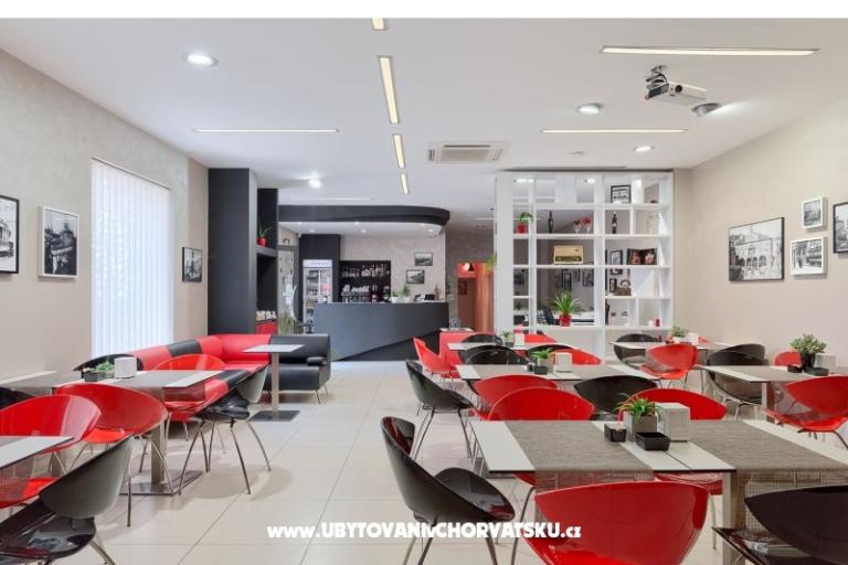 Pula City Center Accommodation****  – photo 4
