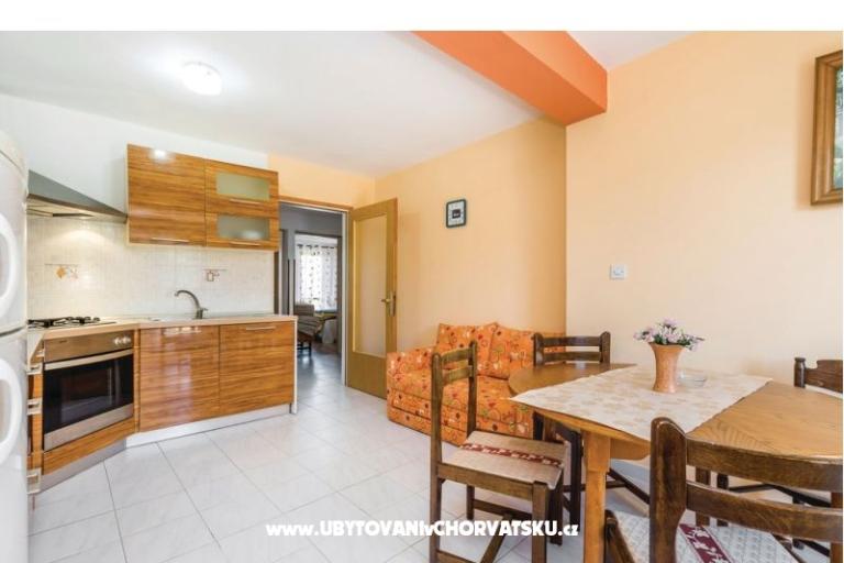 Apartments Lupić – photo 11