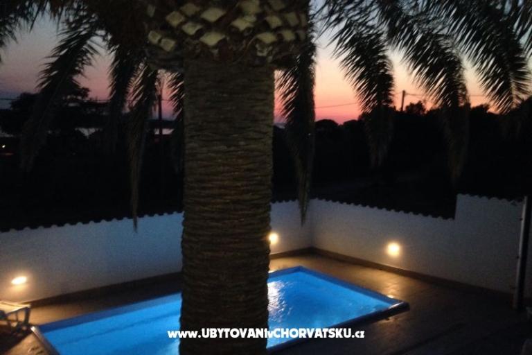 Apartments Anny with pool – photo 37
