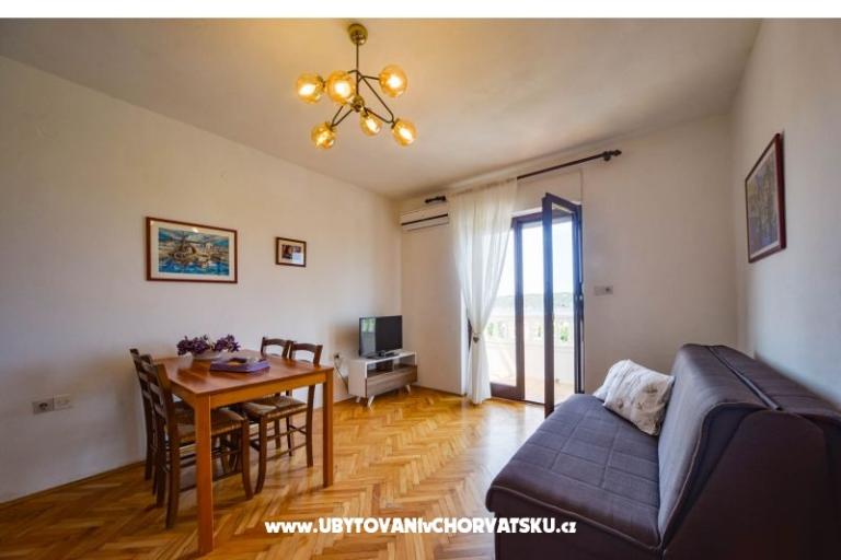 Apartments Anny with pool – photo 38