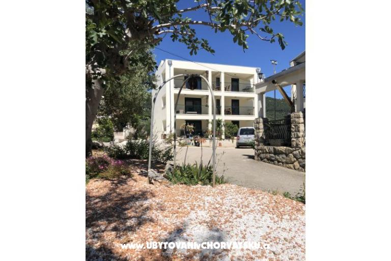 DeltaS Studios and Apartments – photo 16