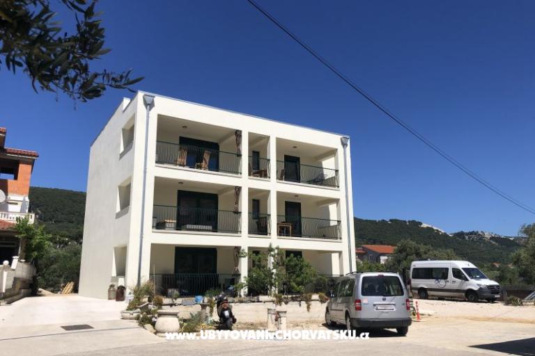 DeltaS Studios and Apartments – photo 17