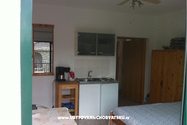 DeltaS Studios and Apartments – photo 8