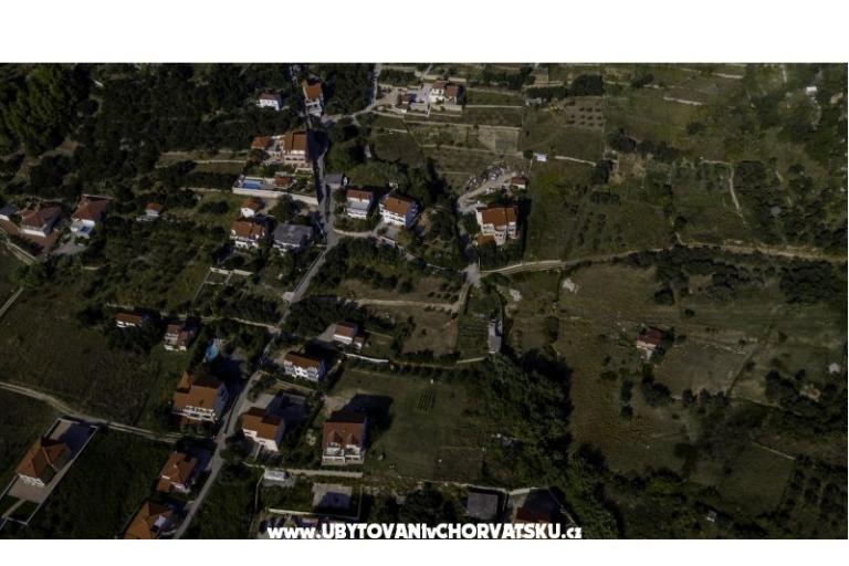 APARTMANI DEBELIĆ – photo 13