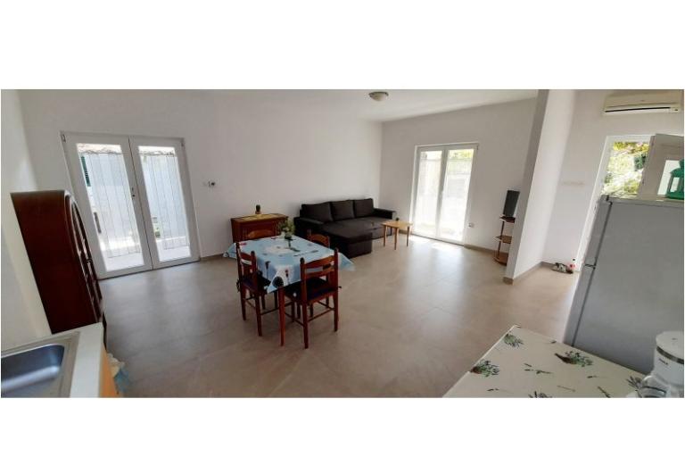 House Ivanić – photo 15