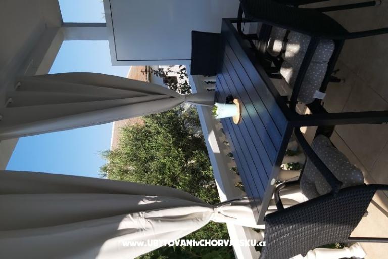 Apartments Zrinka – photo 7