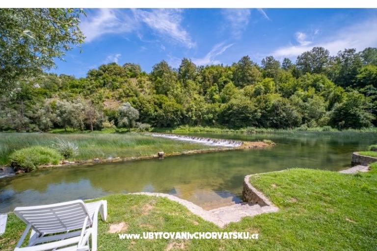 Riverside house pool jacuzi sauna – photo 20