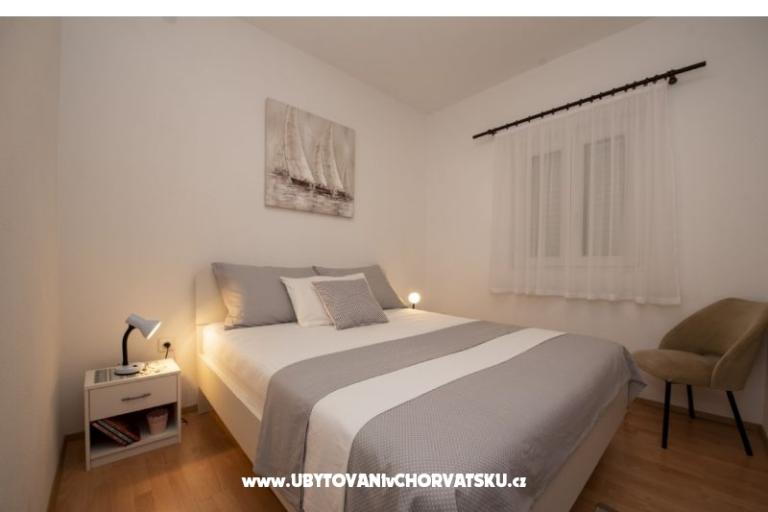 Apartment Neva – photo 11