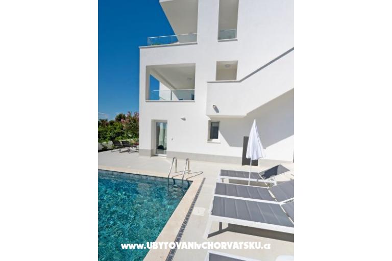 Apartments Arya – photo 11