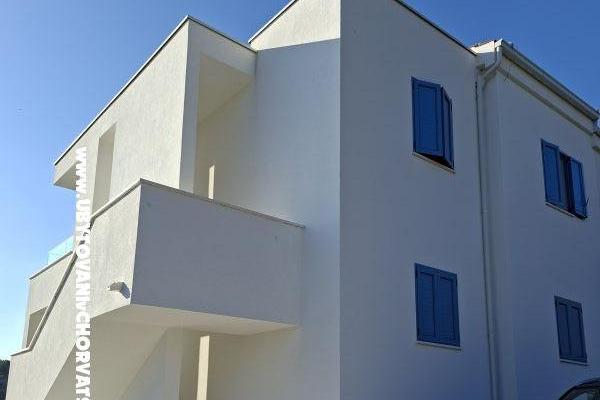 Apartments Arya – photo 29