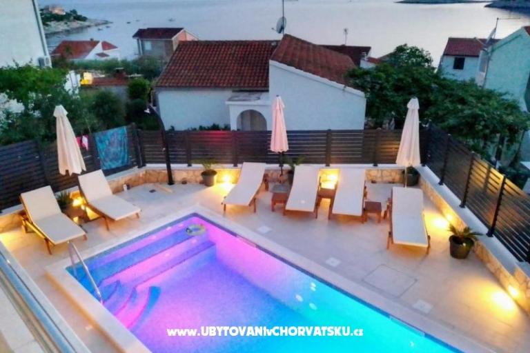 Villa Bobanac with heated pool – photo 11