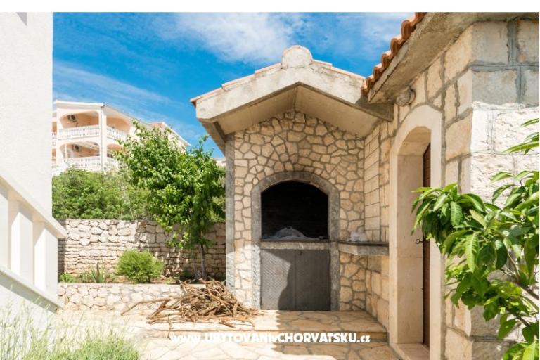 Apartments Iva – photo 4