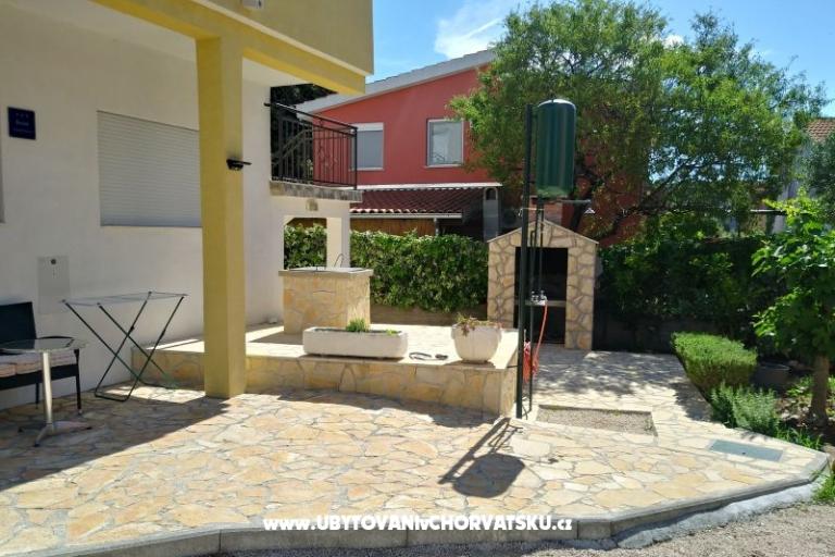 Apartments Jakelić – photo 2