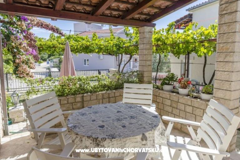 Apartments Juric – photo 17