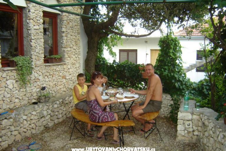 Apartments Karabatić – photo 14