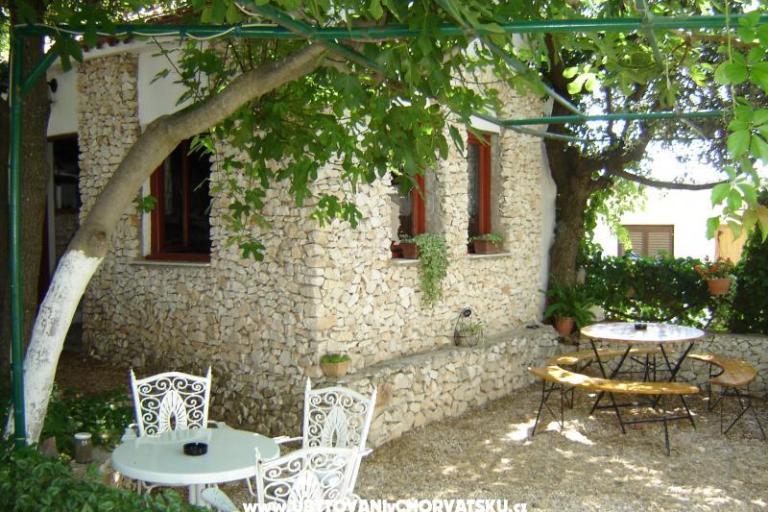 Apartments Karabatić – photo 15