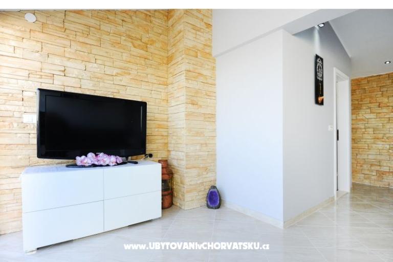 Apartments Luka Rogoznica – photo 4