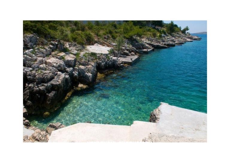 Apartments Panorama s bazenom – photo 15