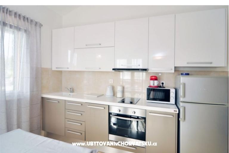 Apartments Panorama s bazenom – photo 5