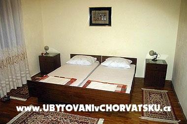Apartments Škaro – photo 2