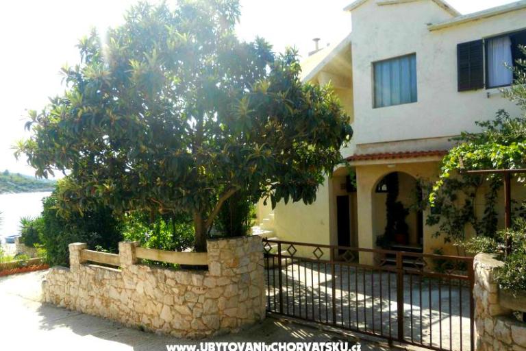 Apartments Villa Naranča – photo 16