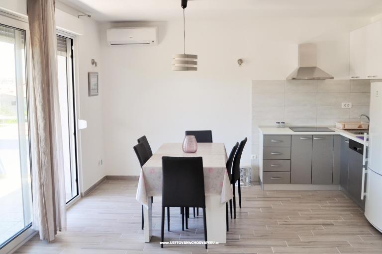 Apartments Zora – photo 4