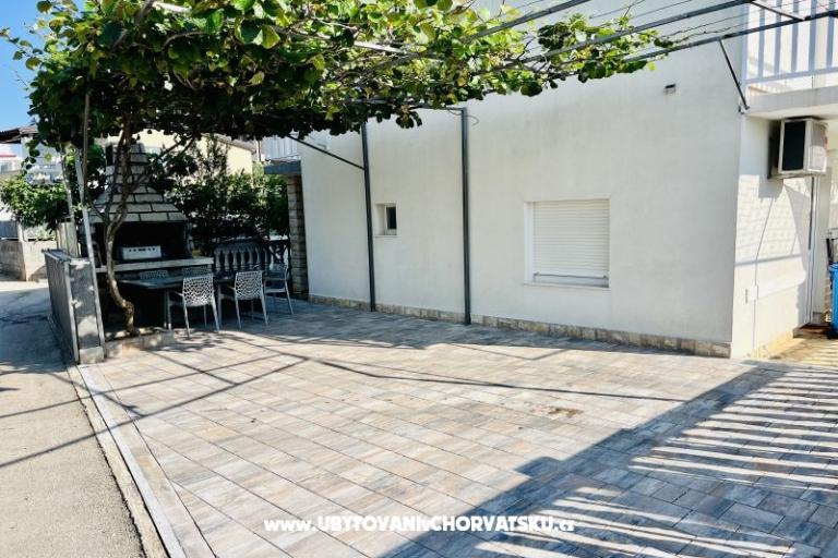 Apartments Kiwi – photo 15