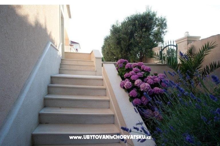 Beach apartments Rogoznica – photo 11